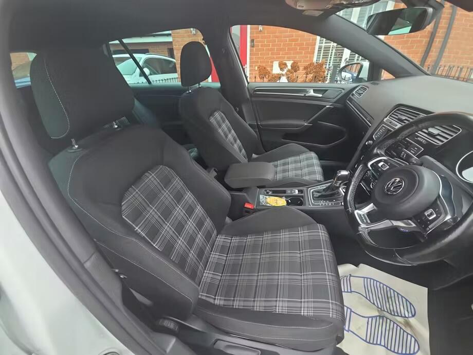 Used Volkswagen Golf 2016 for sale - 76887085: Photo 5