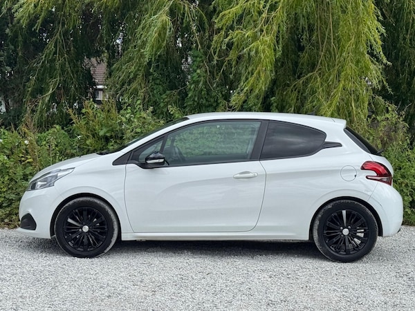 Used Peugeot 208 2017 for sale - 75494291: Photo 10