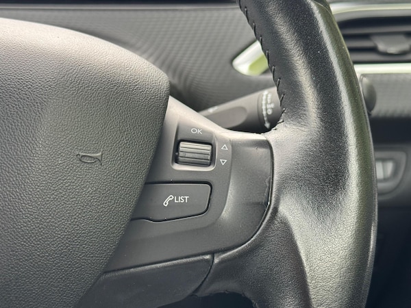 Used Peugeot 208 2017 for sale - 75494291: Photo 23