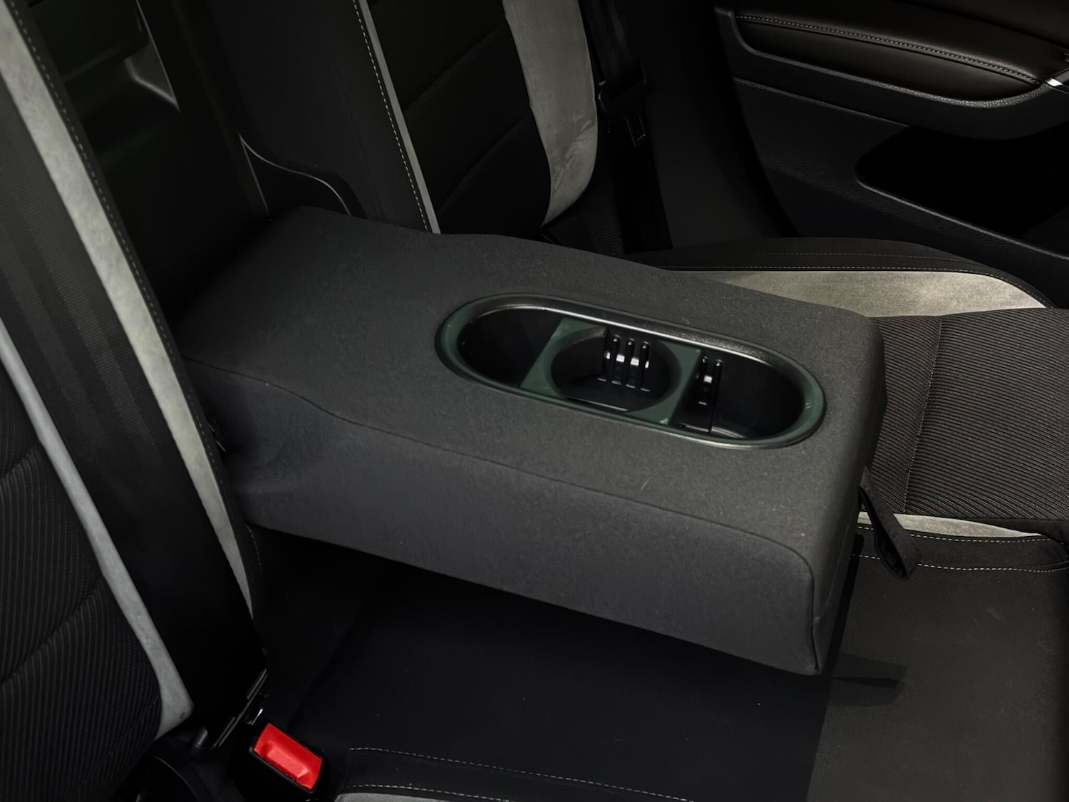 Used Volkswagen Golf 2016 for sale - 76839726: Photo 33