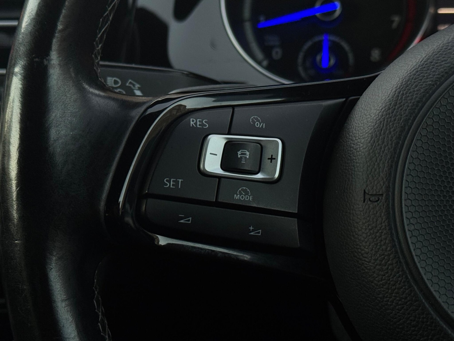 Used Volkswagen Golf 2016 for sale - 76839726: Photo 40