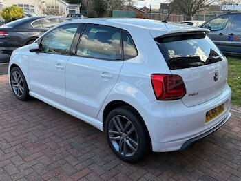 Used Volkswagen Polo 2016 for sale - 78609221: Photo