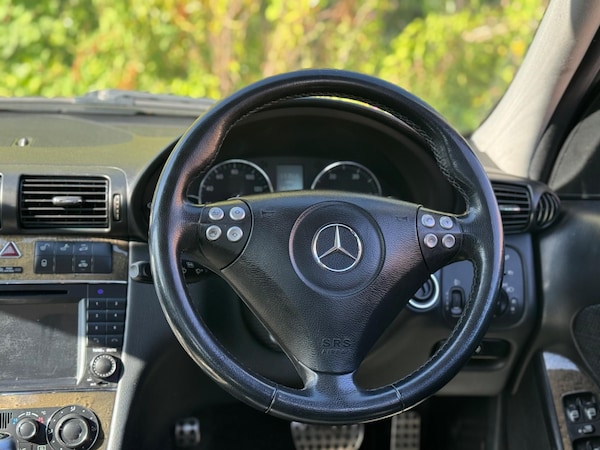 Used Mercedes-Benz C Class 2005 for sale - 75258410: Photo 29