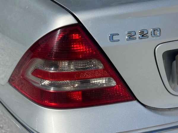 Used Mercedes-Benz C Class 2005 for sale - 75258410: Photo 45