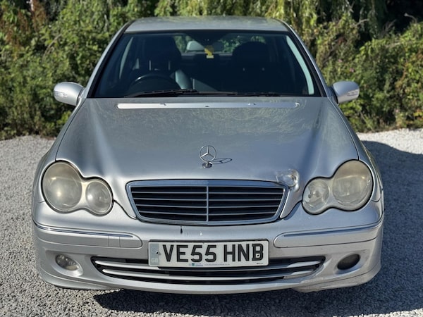 Used Mercedes-Benz C Class 2005 for sale - 75258410: Photo 5