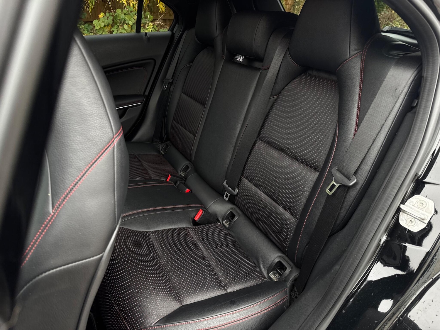 Used Mercedes-Benz A-Class 2015 for sale - 76992223: Photo 27