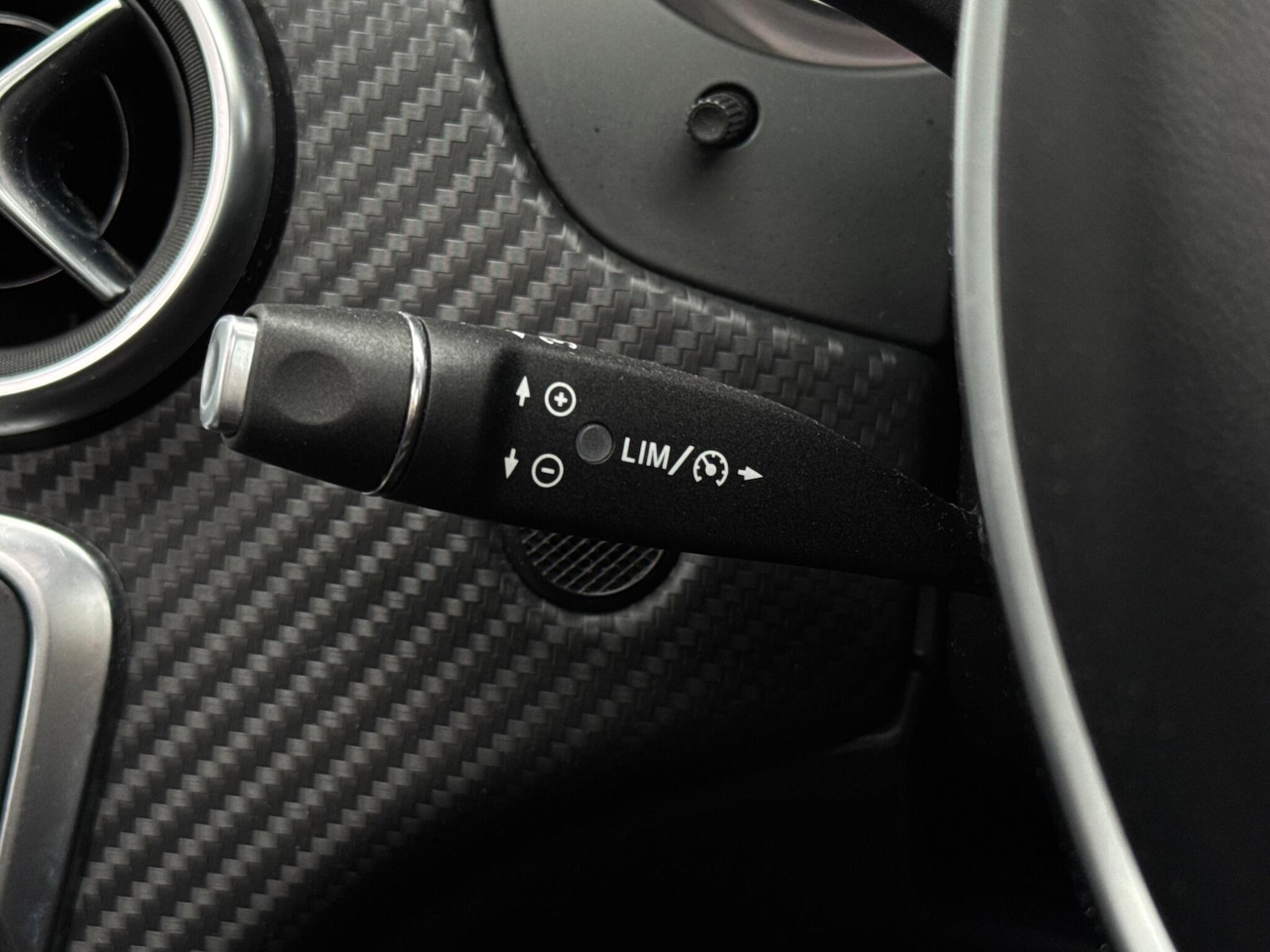 Used Mercedes-Benz A-Class 2015 for sale - 76992223: Photo 37