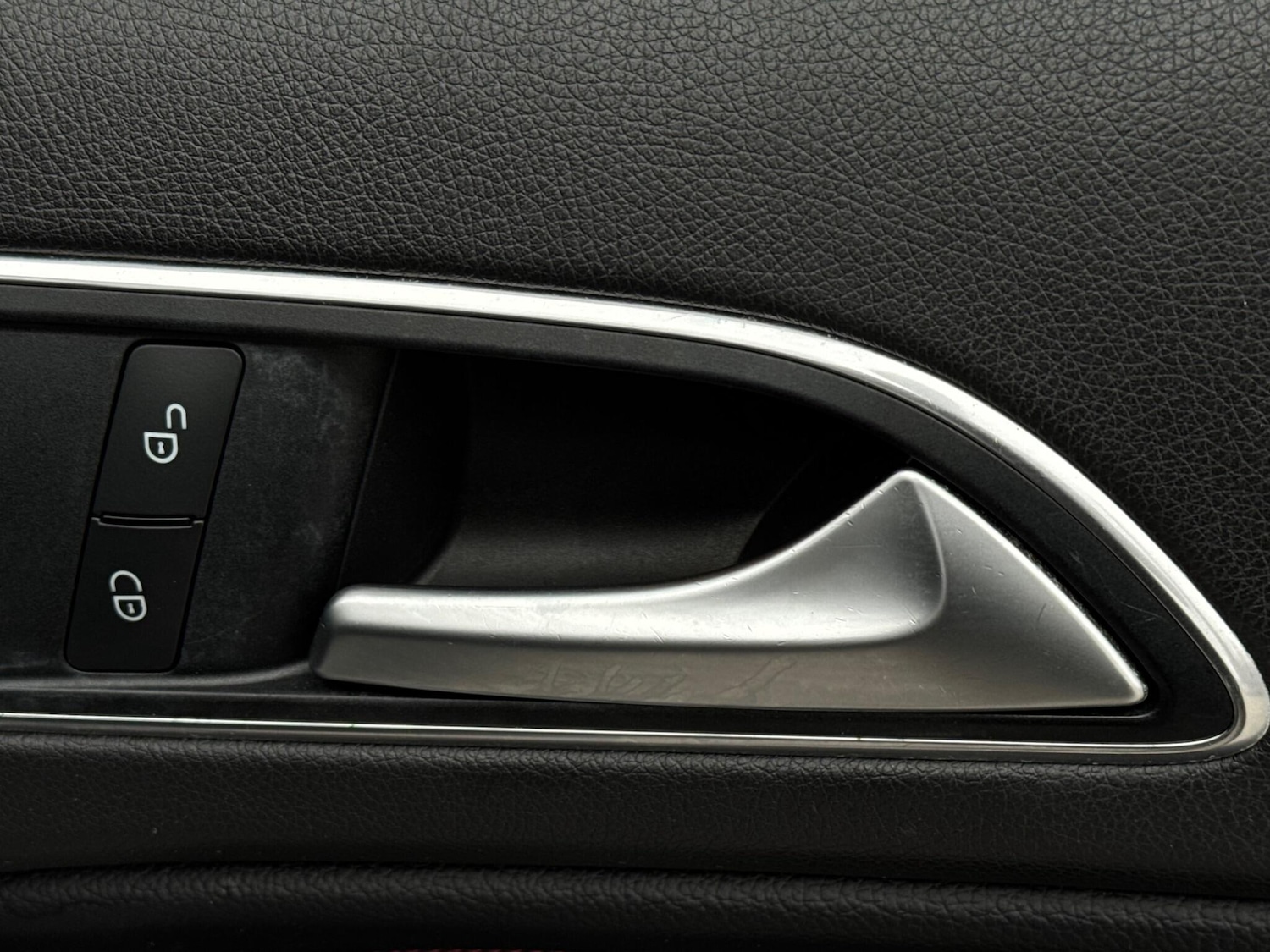 Used Mercedes-Benz A-Class 2015 for sale - 76992223: Photo 65