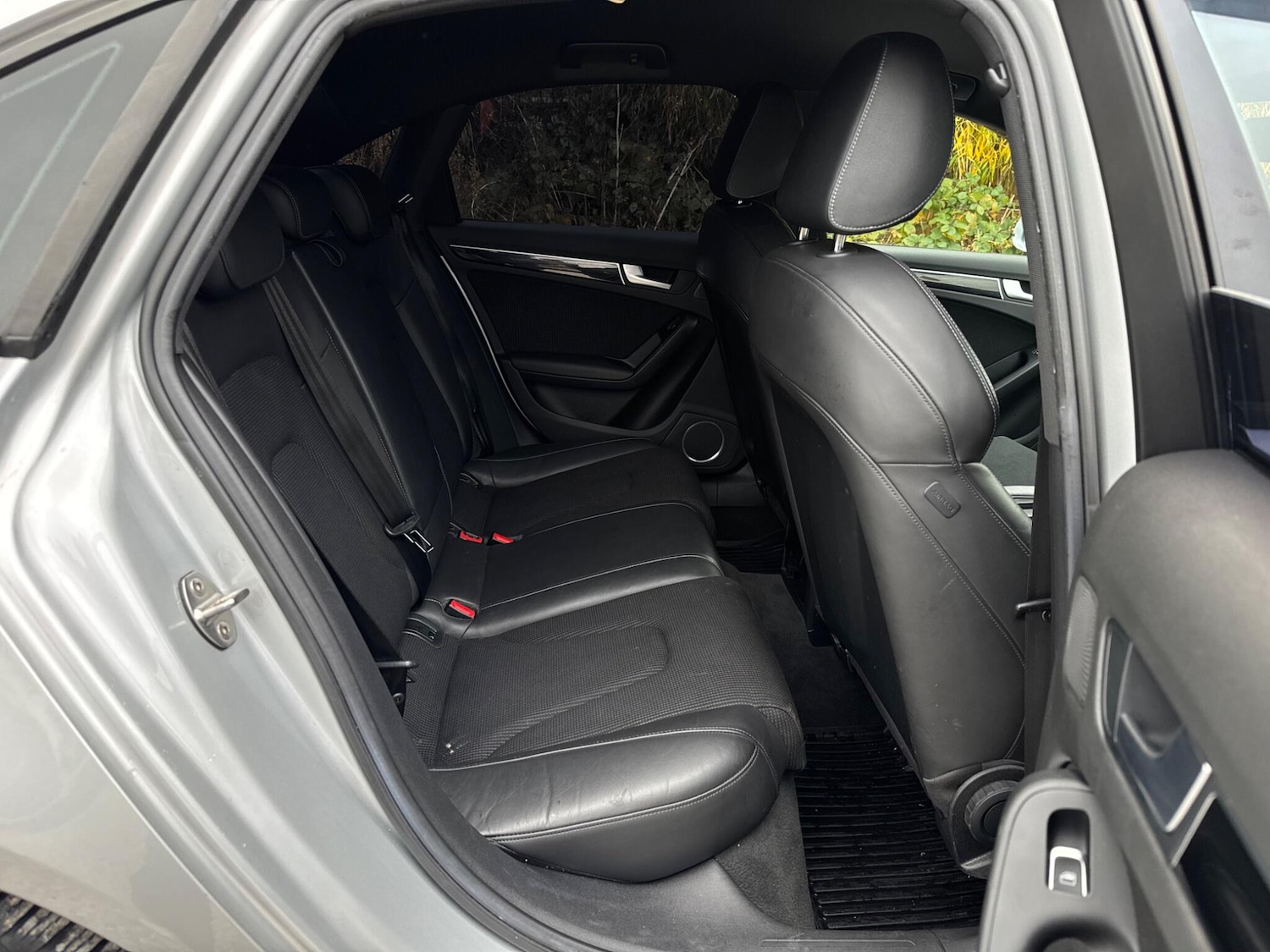 Used Audi A4 2012 for sale - 76512745: Photo 10