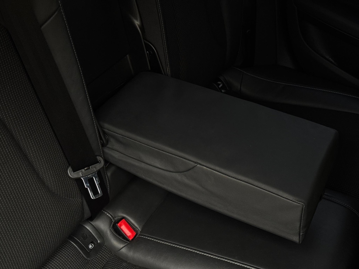 Used Audi A4 2012 for sale - 76512745: Photo 16