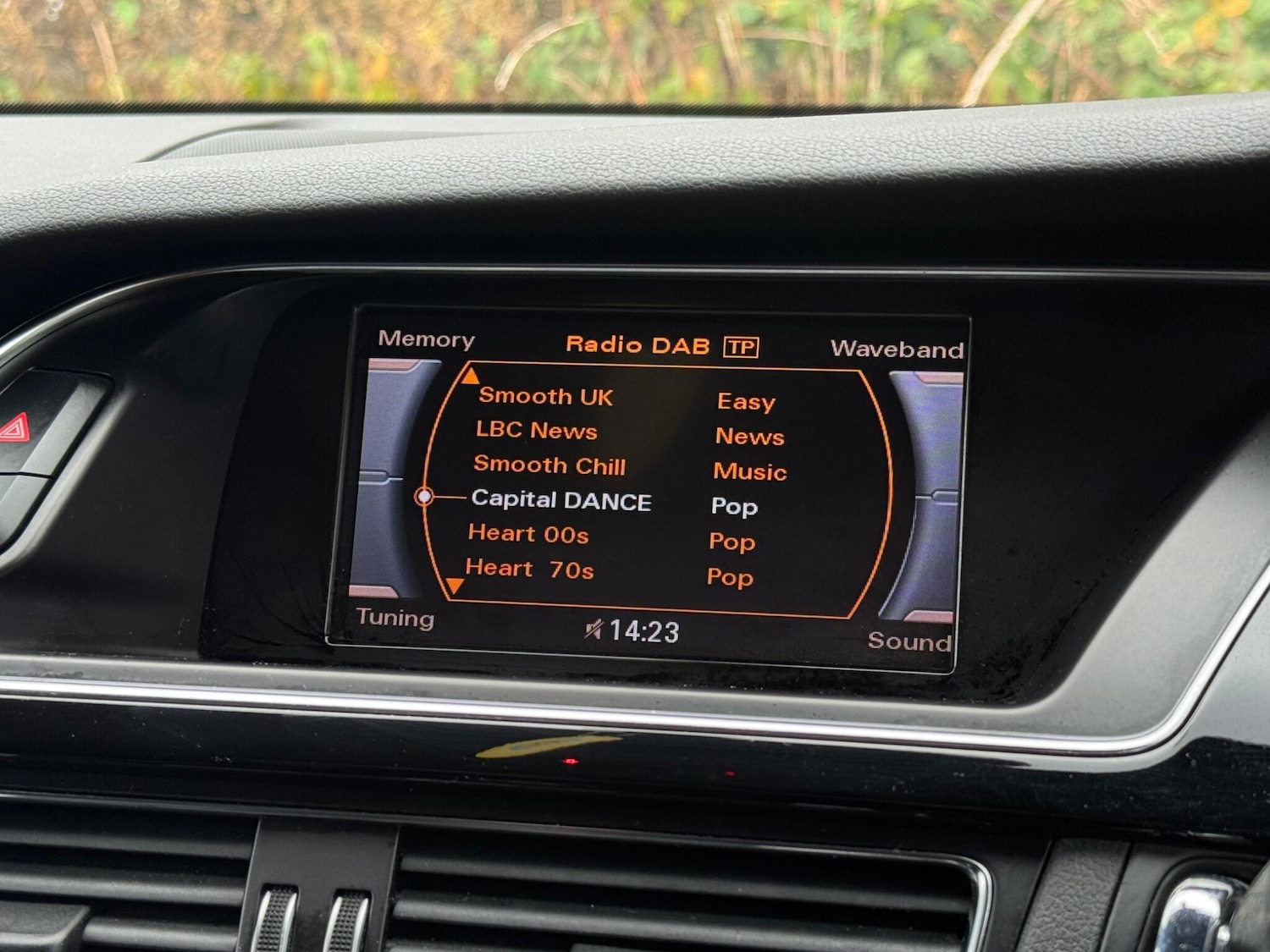 Used Audi A4 2012 for sale - 76512745: Photo 28