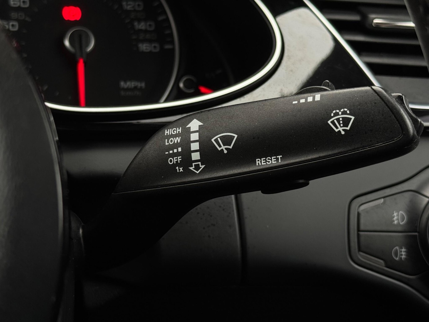 Used Audi A4 2012 for sale - 76512745: Photo 30