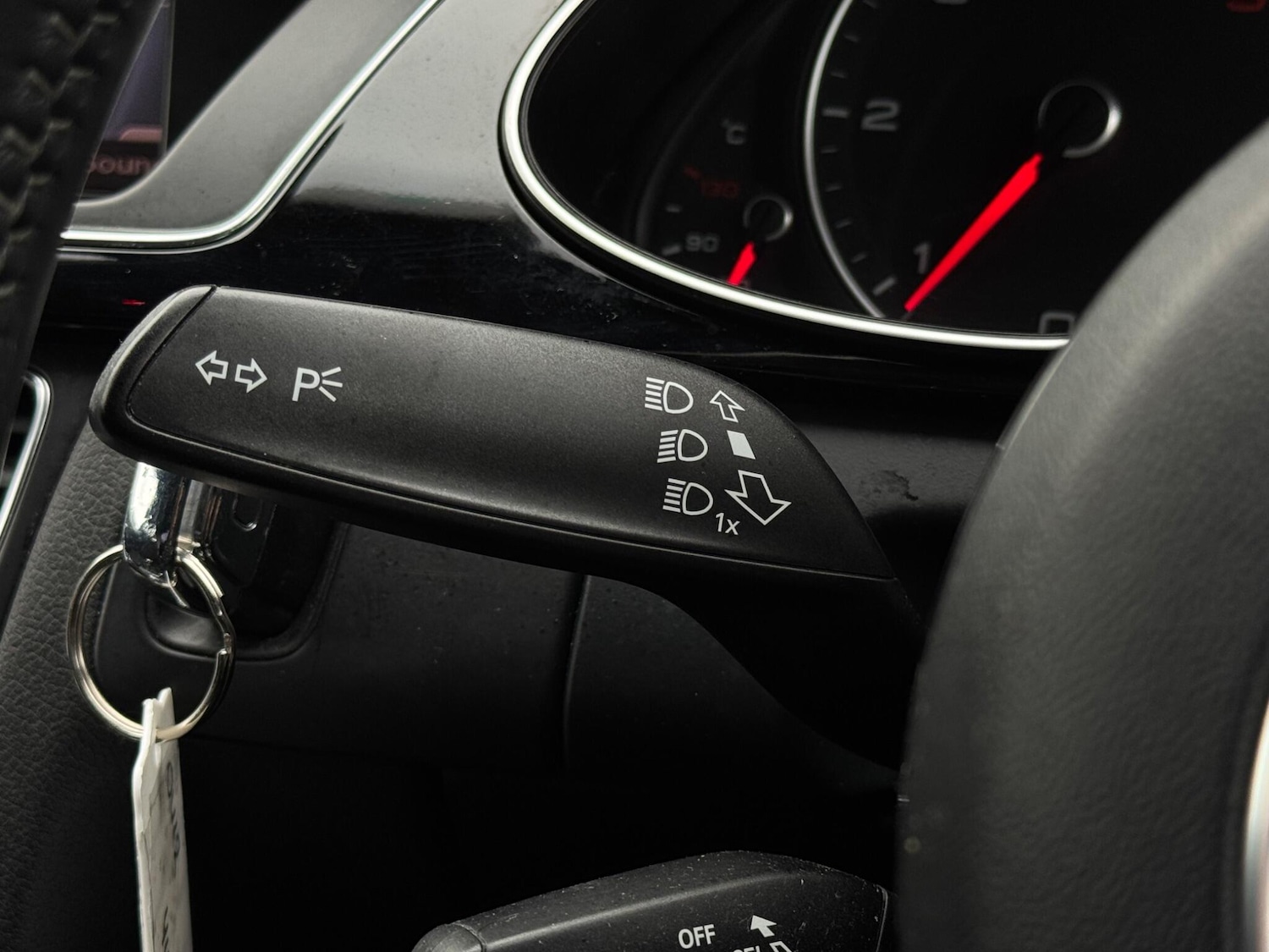 Used Audi A4 2012 for sale - 76512745: Photo 32