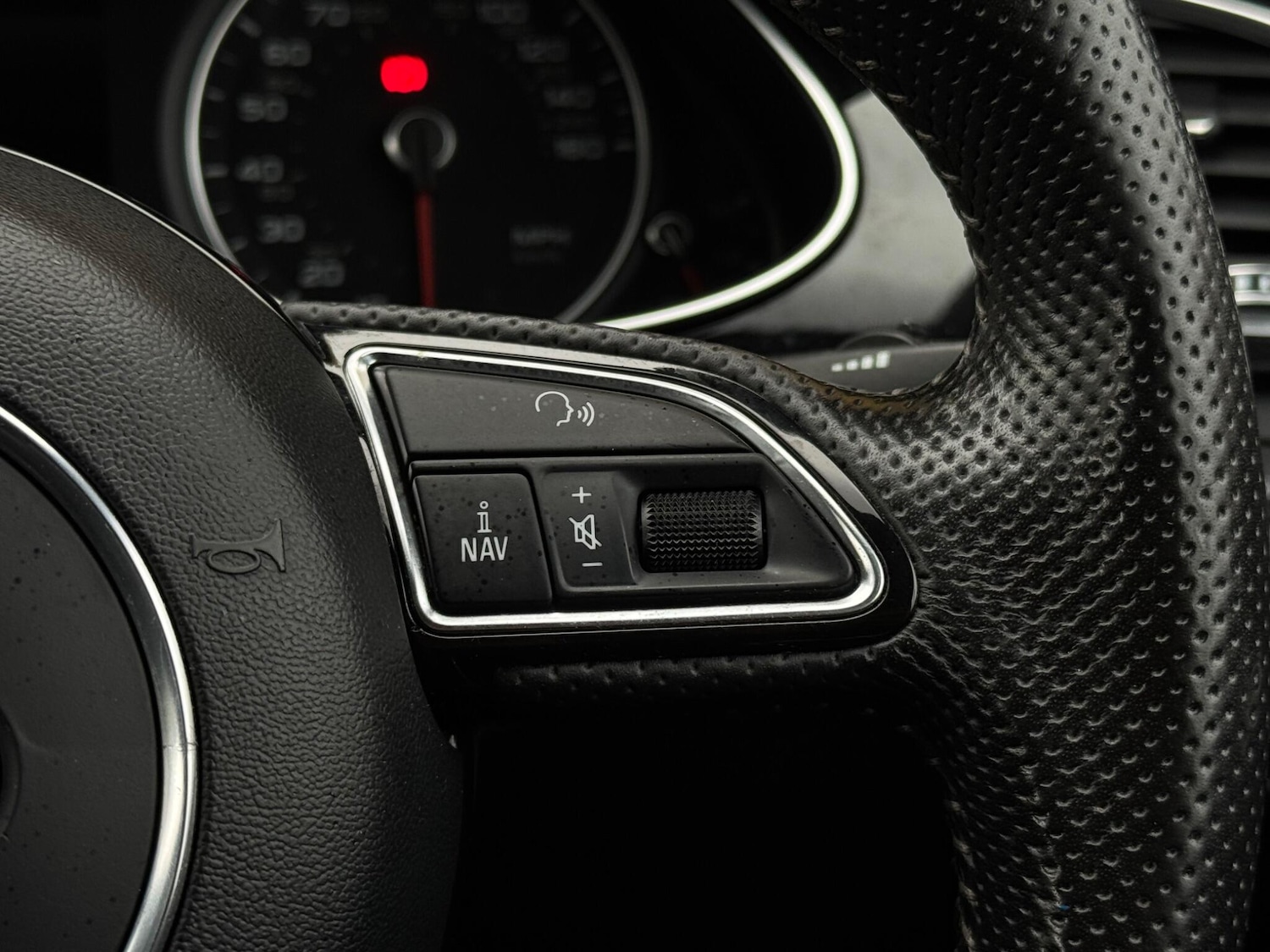 Used Audi A4 2012 for sale - 76512745: Photo 34