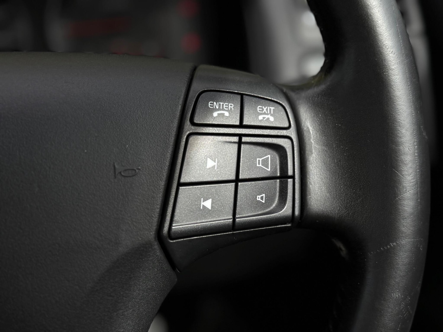 Used Volvo S40 2012 for sale - 75780971: Photo 27