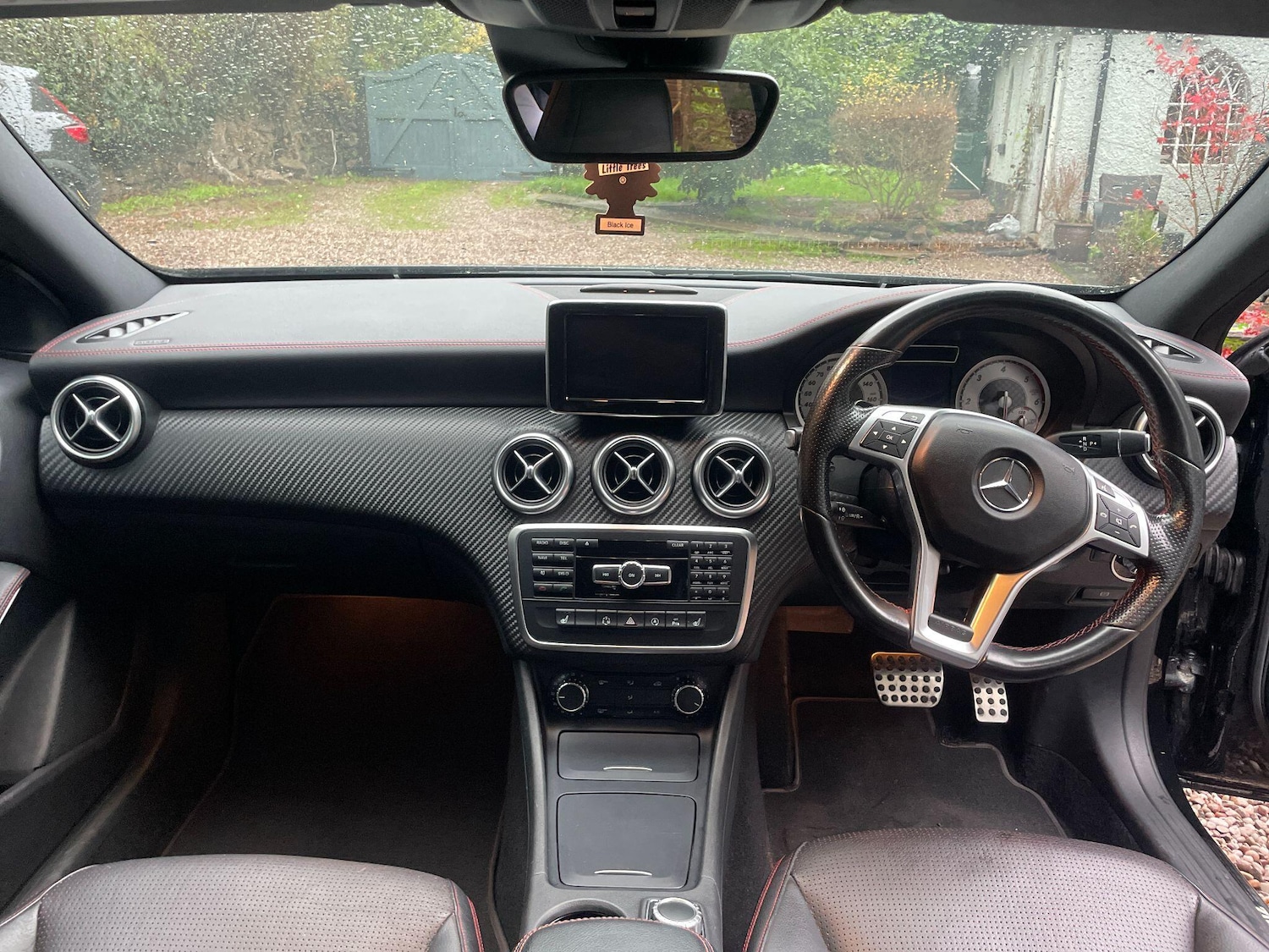 Used Mercedes-Benz A-Class 2015 for sale - 76498849: Photo 5