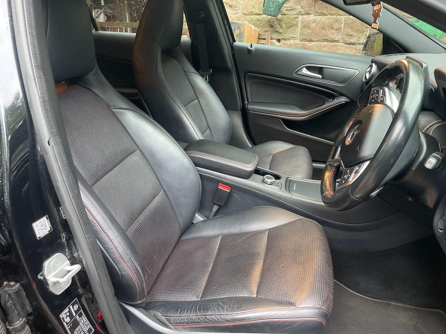 Used Mercedes-Benz A-Class 2015 for sale - 76498849: Photo 6