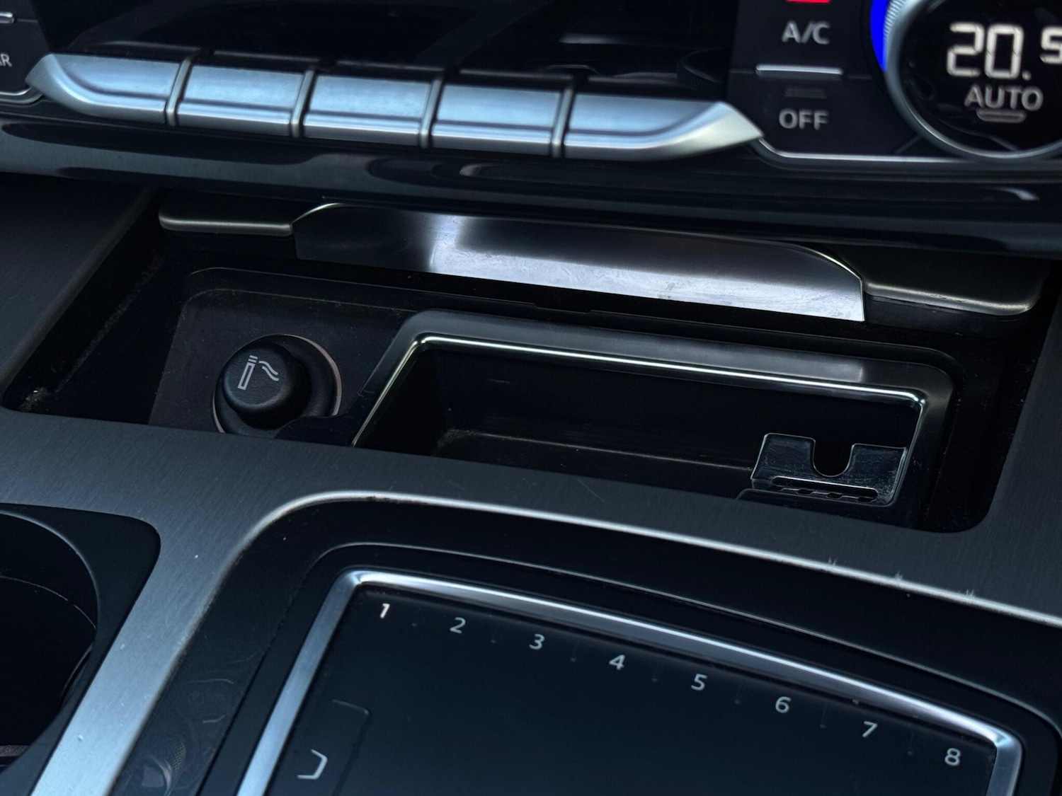 Used Audi Q7 2016 for sale - 76994731: Photo 34