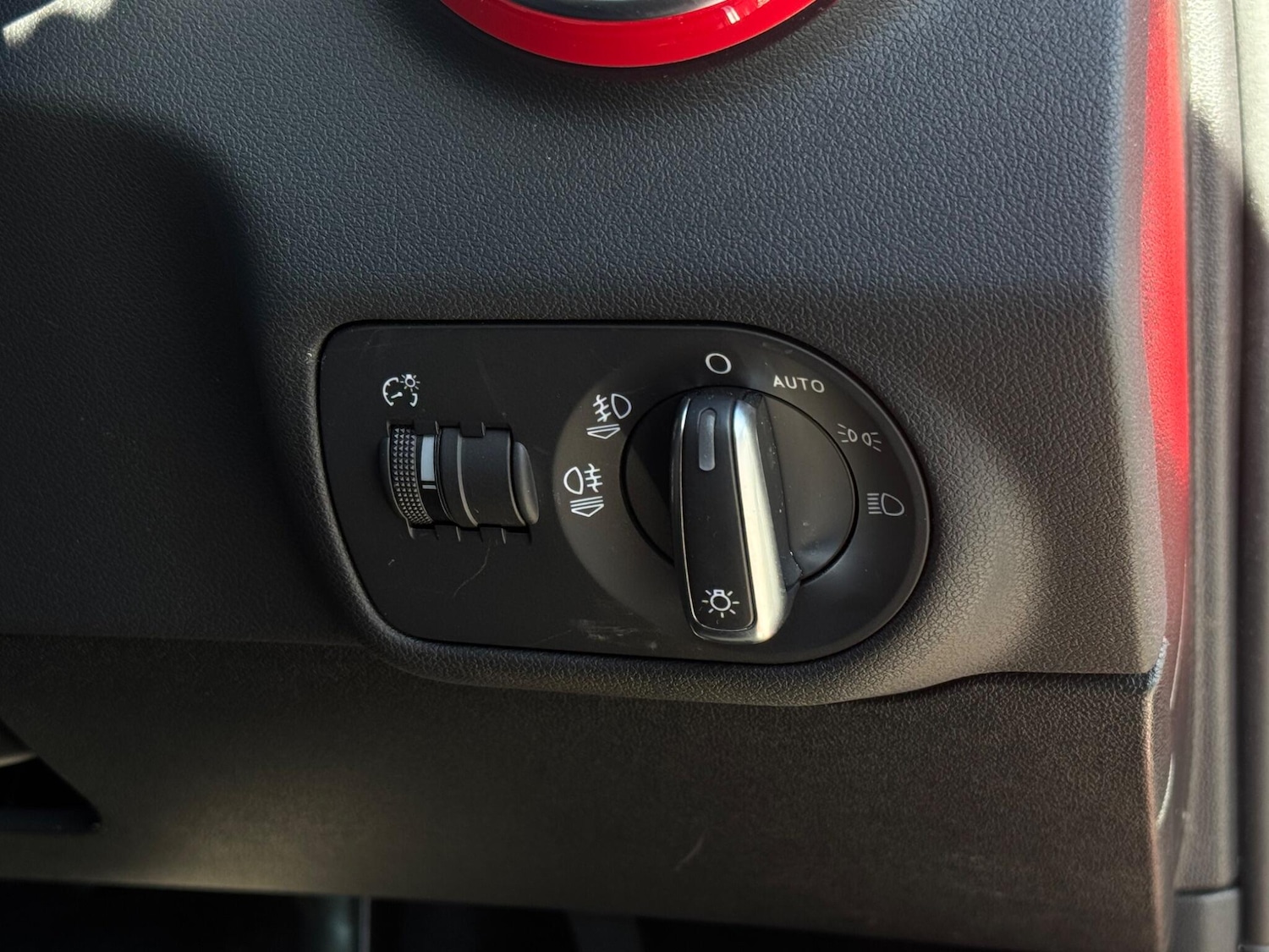 Used Audi A1 2014 for sale - 77683252: Photo 62