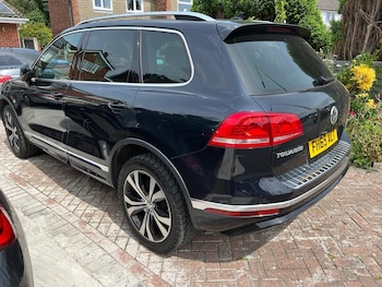 Used Volkswagen Touareg 2015 for sale - 78612814: Photo