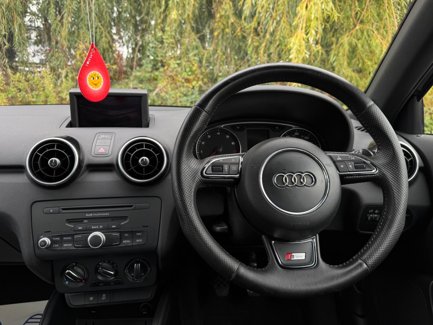 Used Audi A1 2012 for sale - 76991398: Photo 27