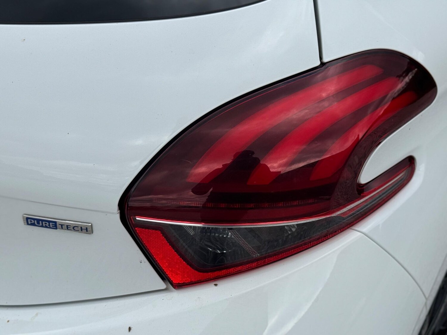 Used Peugeot 208 for sale - 76993926: Photo 44