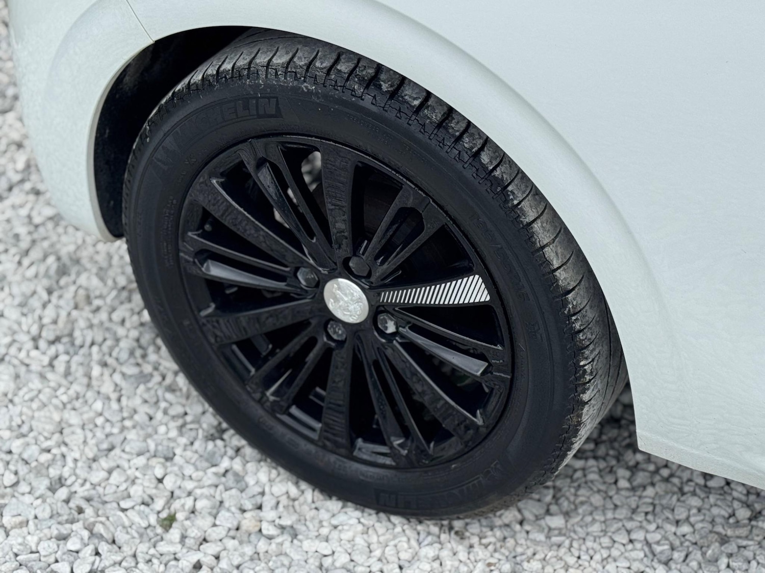 Used Peugeot 208 for sale - 76993926: Photo 51