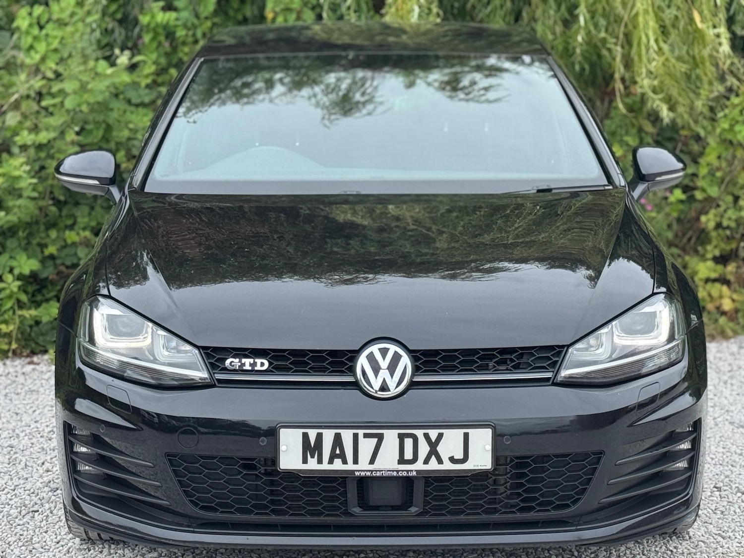 Used Volkswagen Golf 2017 for sale - 77625757: Photo 2