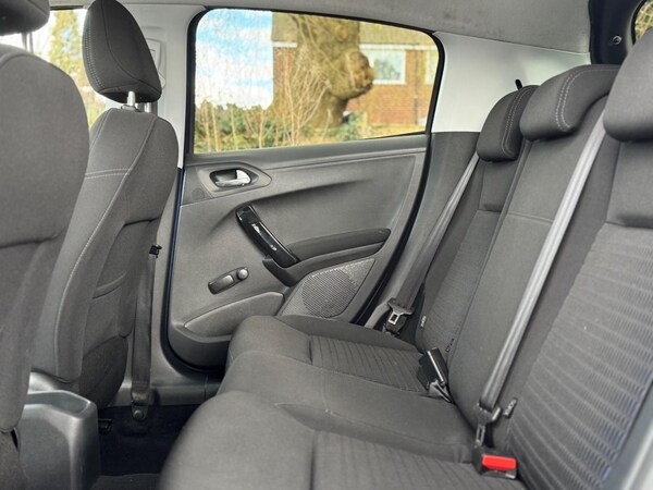 Used Peugeot 208 2012 for sale - 75144353: Photo 20