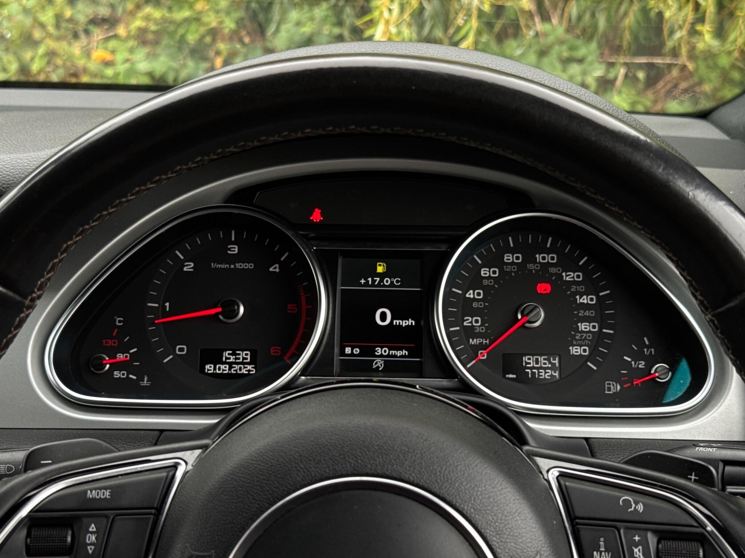 Used Audi Q7 2013 for sale - 76988959: Photo 39