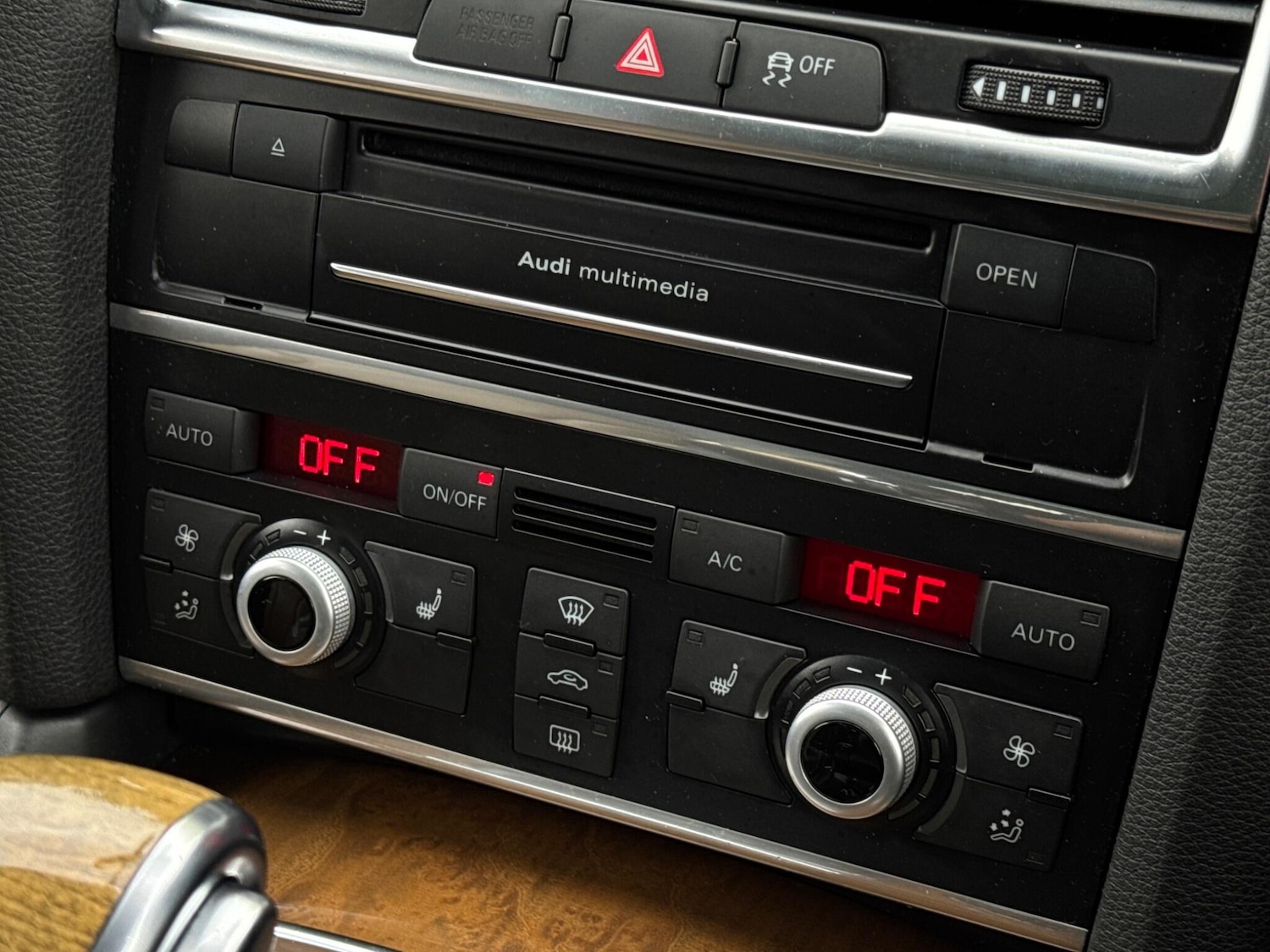 Used Audi Q7 2013 for sale - 76988959: Photo 53