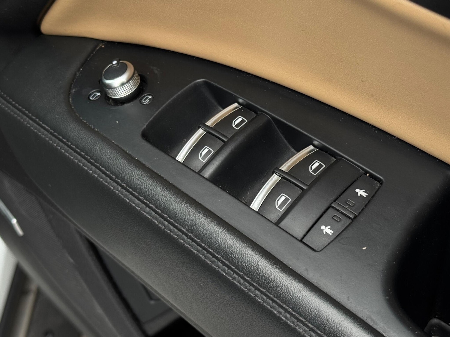 Used Audi Q7 2013 for sale - 76988959: Photo 64