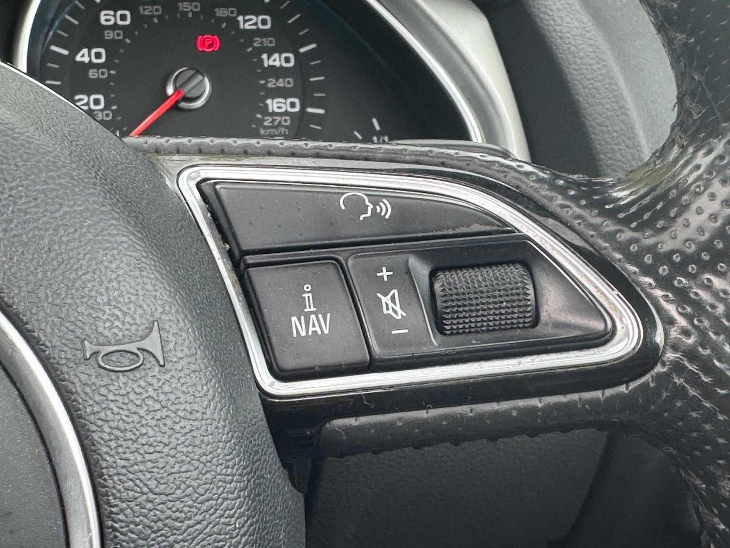 Used Audi Q7 2014 for sale - 76188935: Photo 33