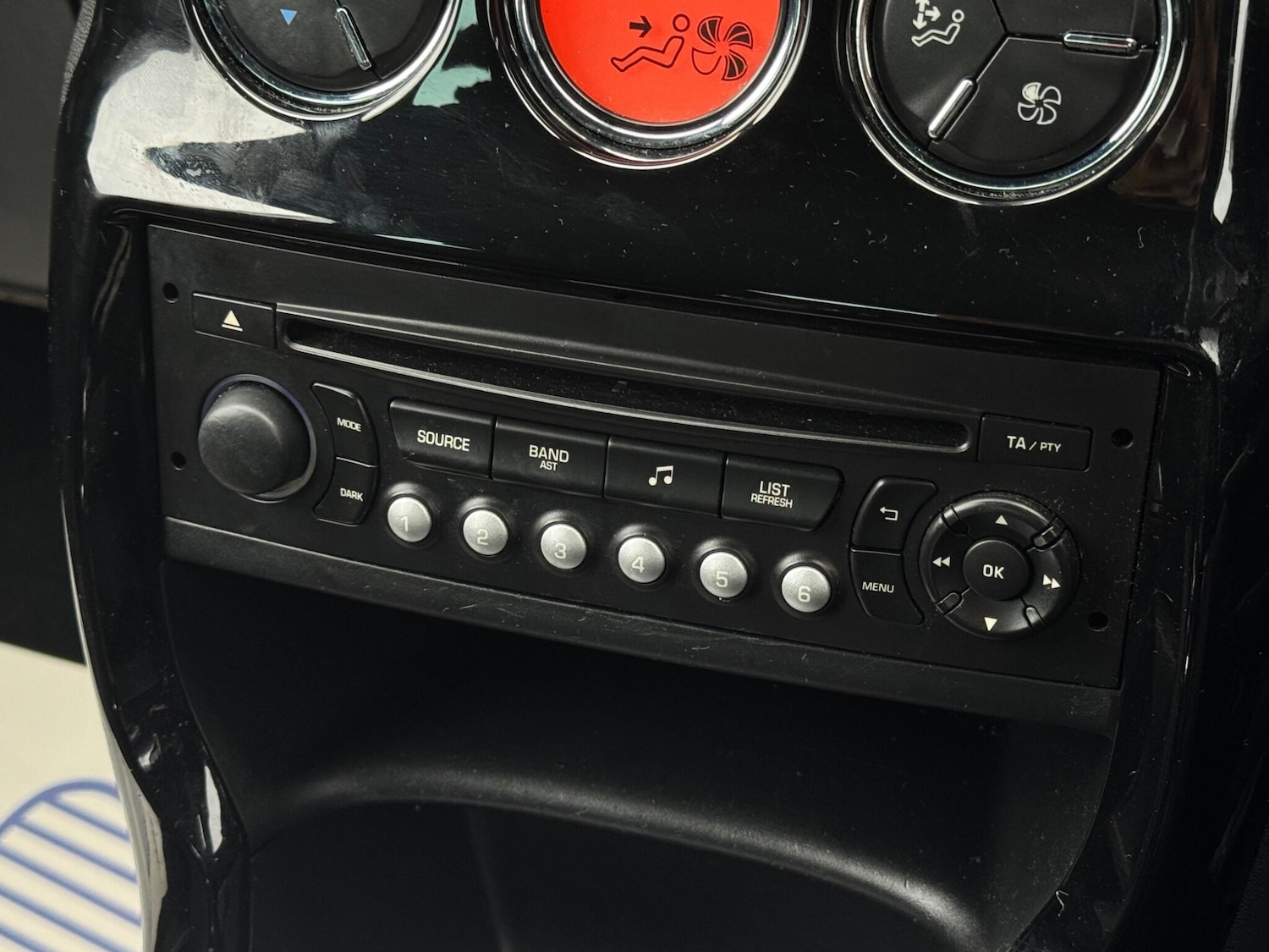 Used Citroen DS3 2013 for sale - 75950057: Photo 37