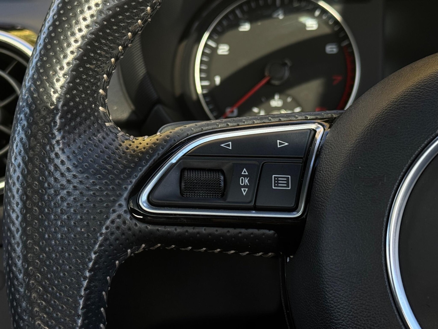 Used Audi A1 2015 for sale - 76988588: Photo 30