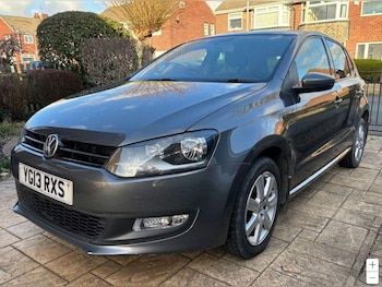 Used Volkswagen Polo 2013 for sale - 77400867: Photo