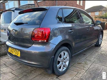 Used Volkswagen Polo 2013 for sale - 77400867: Photo