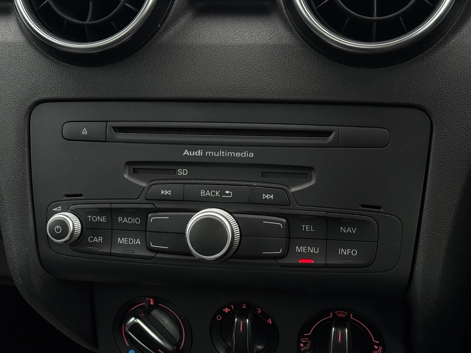 Used Audi A1 2011 for sale - 77400619: Photo 50