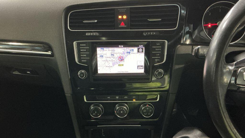 Used Volkswagen Golf 2014 for sale - 77215824: Photo 9