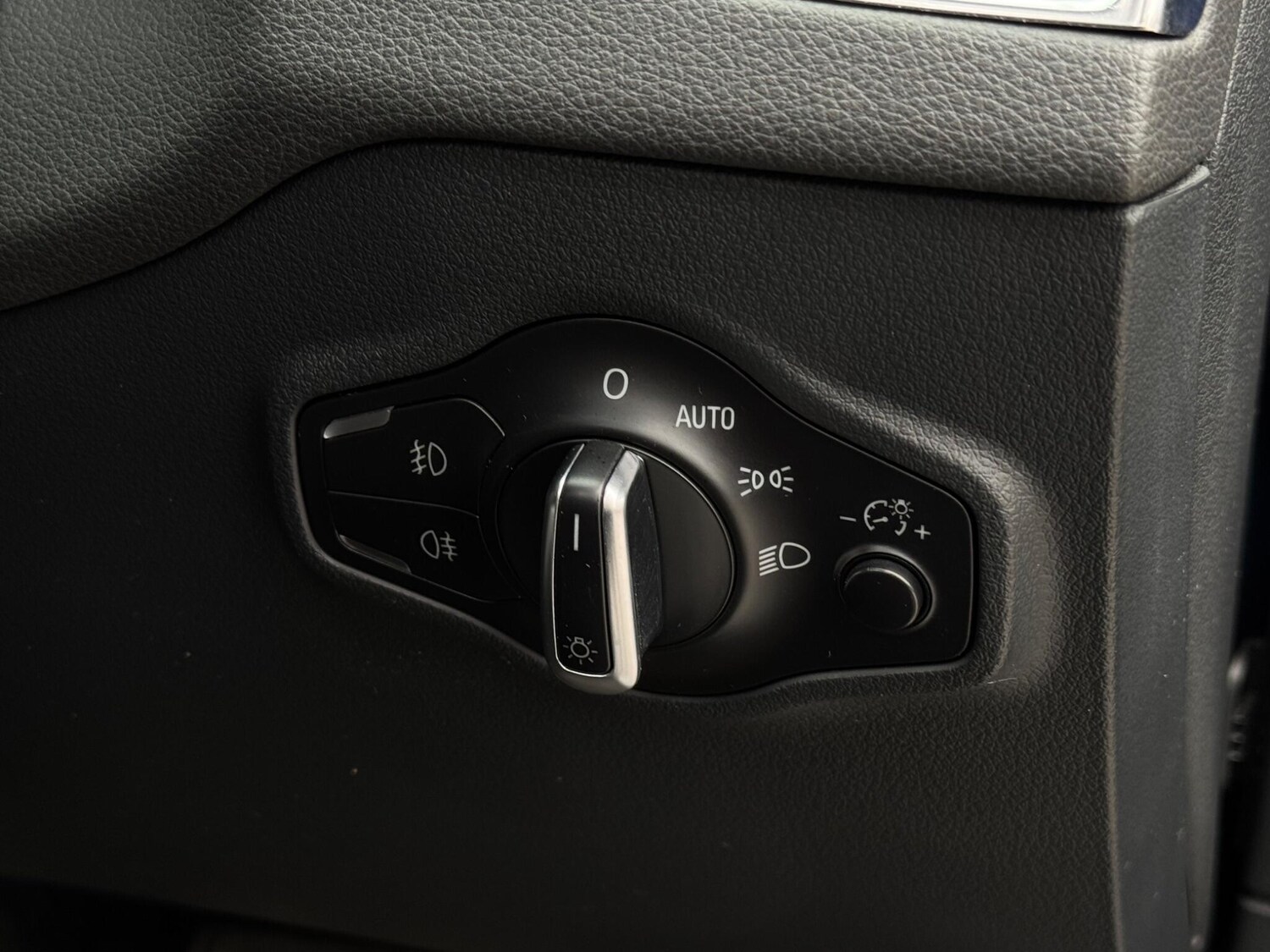 Used Audi SQ5 2015 for sale - 75302153: Photo 63