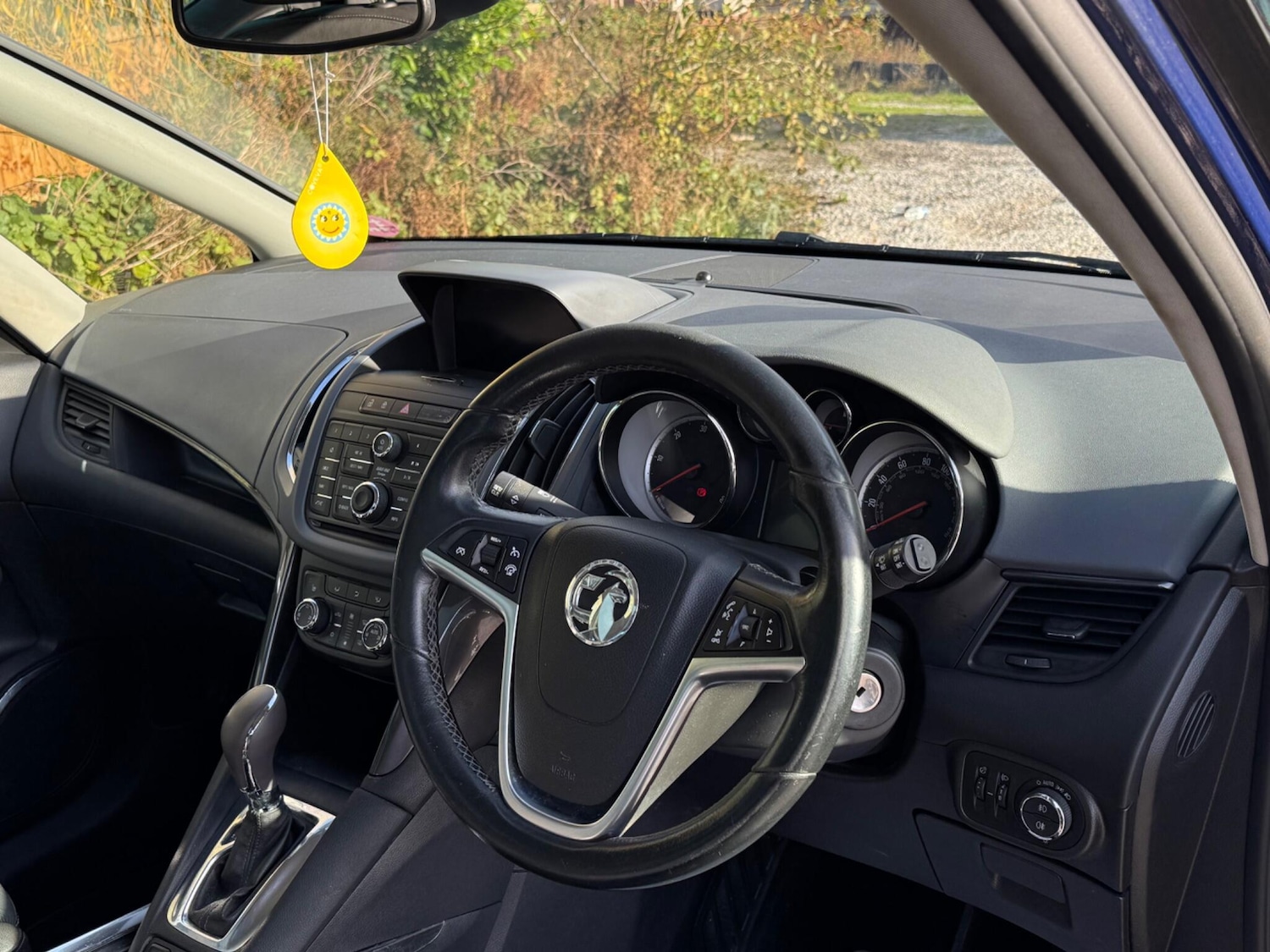 Used Vauxhall Zafira Tourer 2014 for sale - 76633575: Photo 14