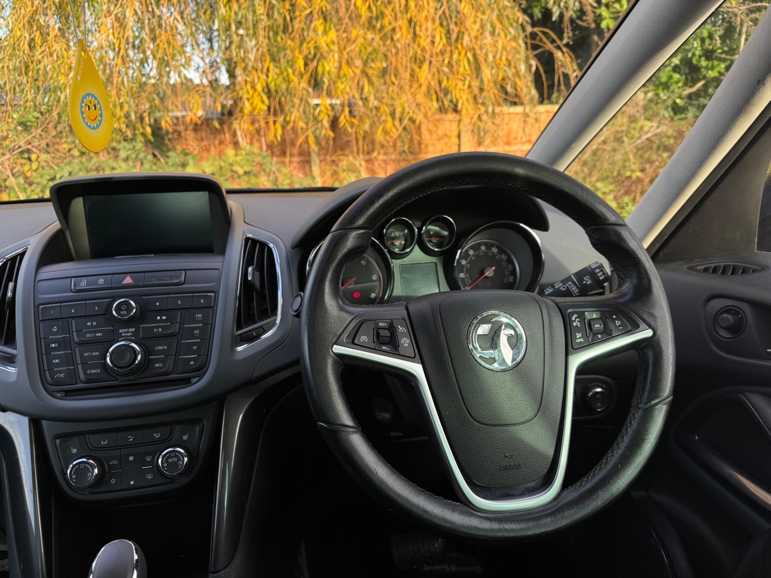 Used Vauxhall Zafira Tourer 2014 for sale - 76633575: Photo 31