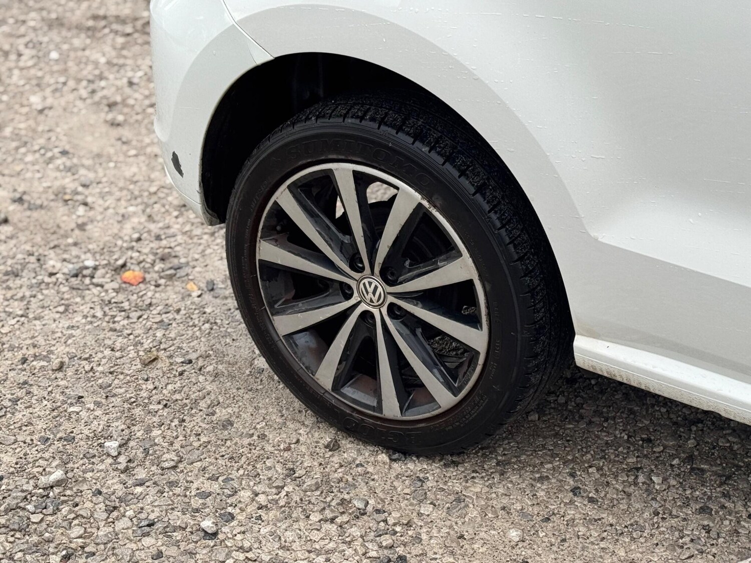 Used Volkswagen Polo 2015 for sale - 76485696: Photo 64