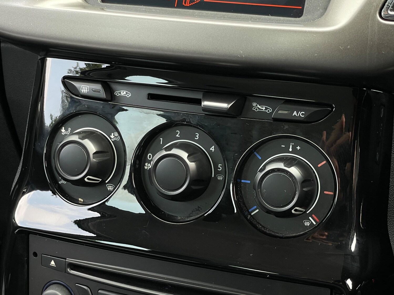 Vehicle 34