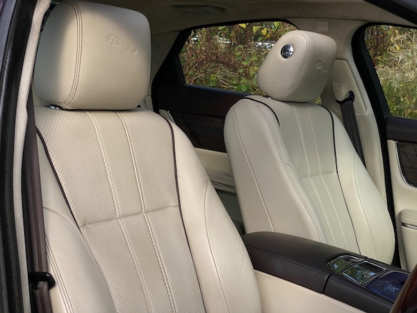Used Jaguar XJ 2010 for sale - 75144377: Photo 19