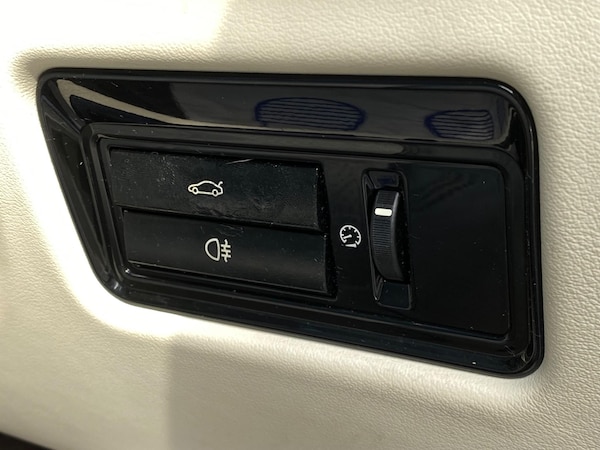 Used Jaguar XJ 2010 for sale - 75144377: Photo 46