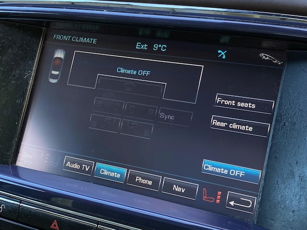 Used Jaguar XJ 2010 for sale - 75144377: Photo 59