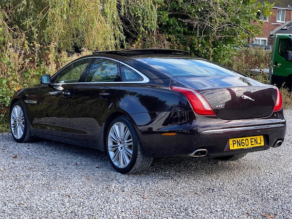 Used Jaguar XJ 2010 for sale - 75144377: Photo 5