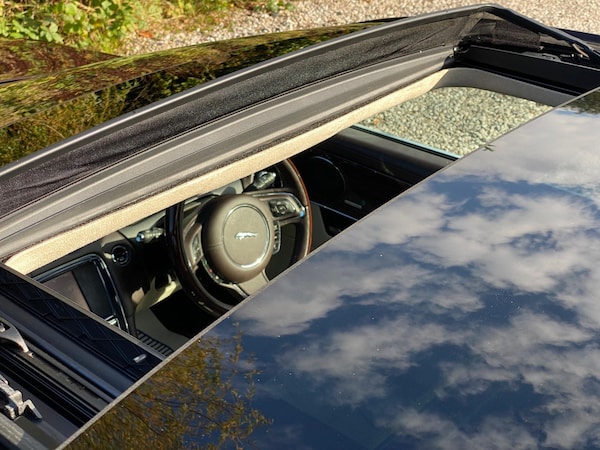 Used Jaguar XJ 2010 for sale - 75144377: Photo 62