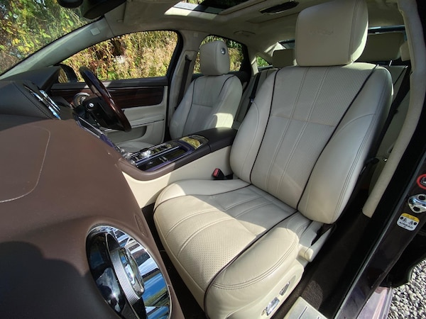 Used Jaguar XJ 2010 for sale - 75144377: Photo 66